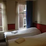 Hotel The Old Nickel *