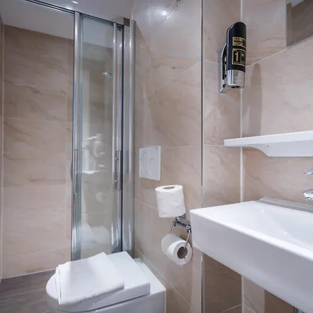 Hotel The Old Nickel *