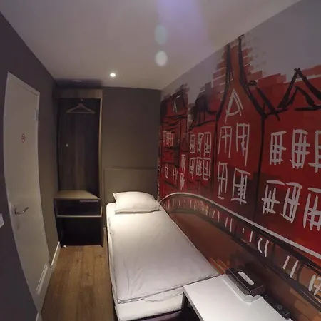 The Old Nickel Hotel *