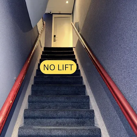 מלון The Old Nickel *