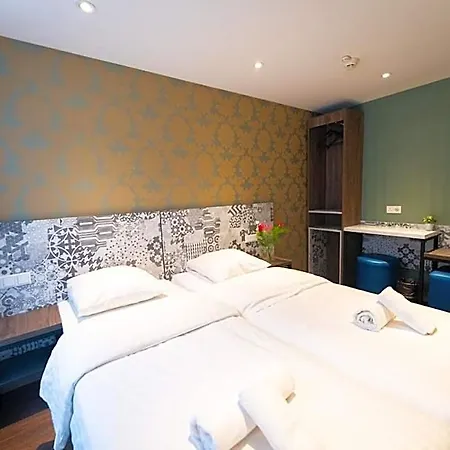 The Old Nickel Hotel *