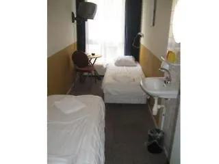 Otel The Old Nickel *