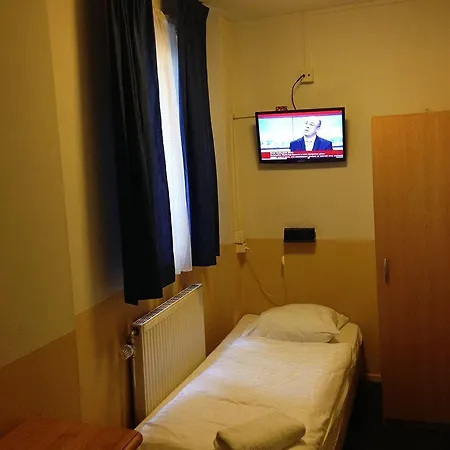 Otel The Old Nickel *
