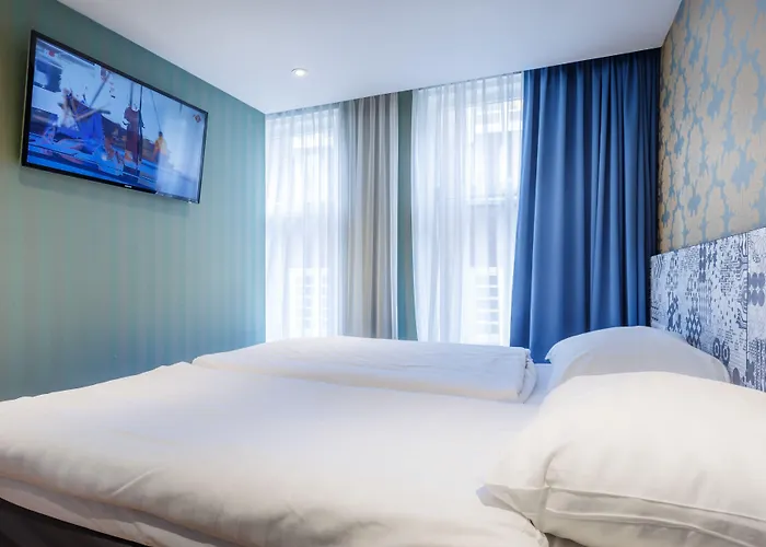 The Old Nickel Hotel *