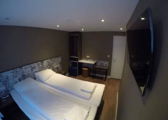 The Old Nickel Hotel