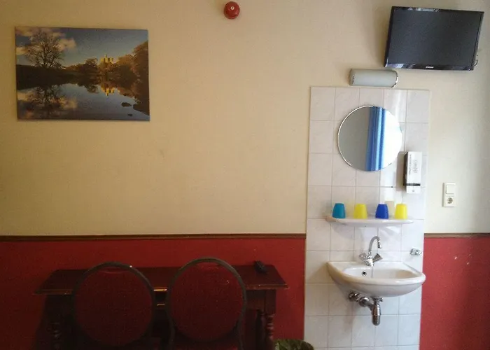 Hotel The Old Nickel *