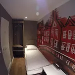 老尼克尔酒店 酒店 *